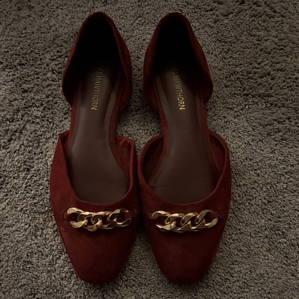 41 Hawthorn Burgundy Flats with Gold Chain